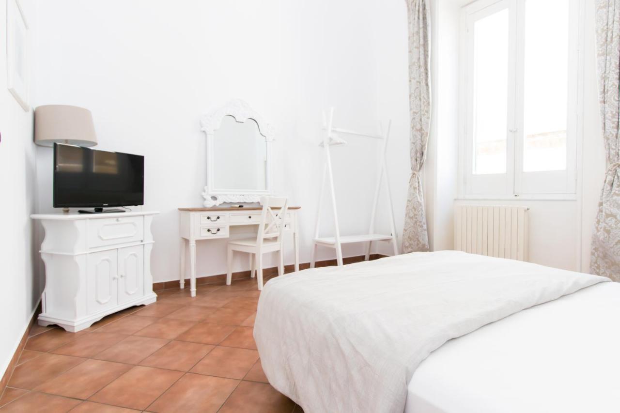 And So Bed and Breakfast Lecce Exteriör bild