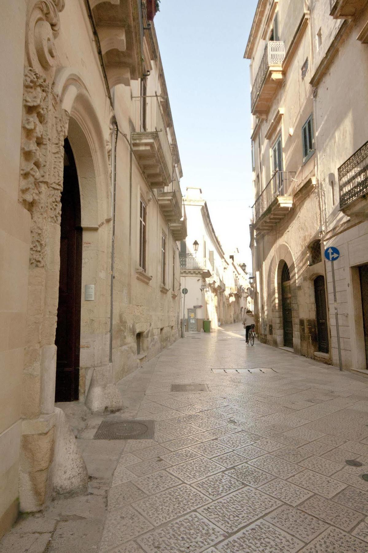 And So Bed and Breakfast Lecce Exteriör bild